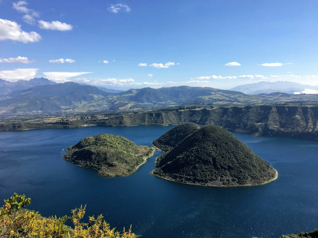 Ecuador Andes: Quito, Cotopaxi y Chocó Andino