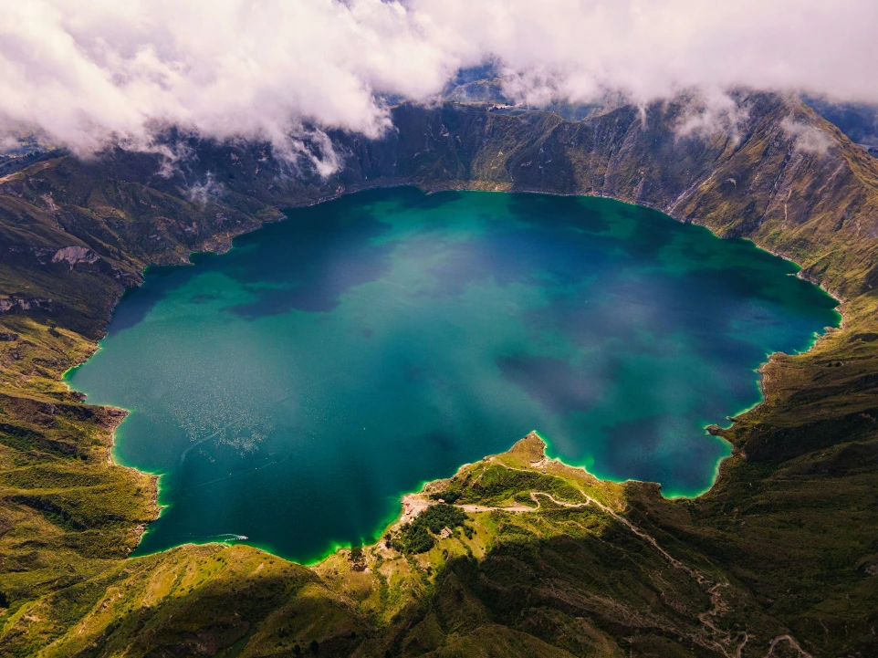 Quilotoa nocturno: Senderismo (Spanish, Budget Hotel)